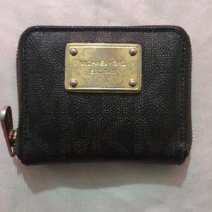 Michale Kora wallet